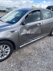 2016 Kia Optima LX - Primary Damage Right Image
